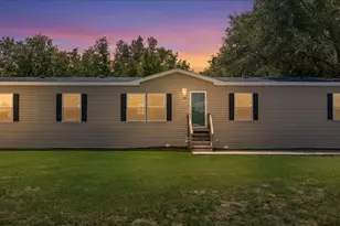 38 SE 70th Cir, Ocala, FL 34472 - Photo 1
