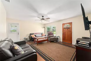 21545 SW Honeysuckle St, Dunnellon, FL 34431 - Photo 7
