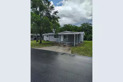 27 E Lemon Street, Beverly Hills, FL 34465 - Photo 1