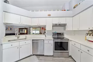 6880 SE 103rd Pl, Belleview, FL 34420 - Photo 17