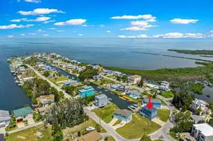6812 Driftwood Dr, Hudson, FL 34667 - Photo 5