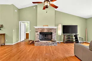 13059 NE 7th Loop, Silver Springs, FL 34488 - Photo 17