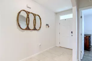 1040 Cambridge Dr, Winter Haven, FL 33881 - Photo 5
