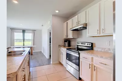1040 Cambridge Drive, Winter Haven, FL 33881 - Photo 15