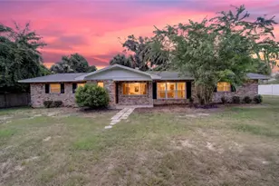 2421 NE 57th Pl, Ocala, FL 34479 - Photo 3