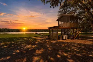 16758 SE 181st Terrace, Weirsdale, FL 32195 - Photo 1