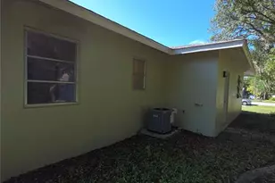 9091 N Golfview Dr, Citrus Springs, FL 34434 - Photo 3