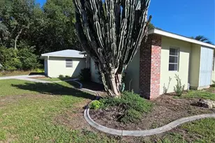 9091 N Golfview Dr, Citrus Springs, FL 34434 - Photo 7