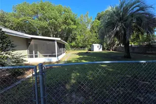 9091 N Golfview Dr, Citrus Springs, FL 34434 - Photo 9
