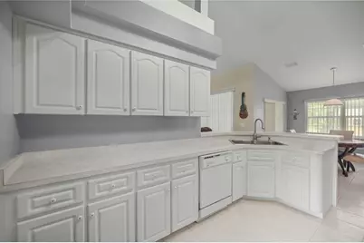10716 SW 53rd Circle, Ocala, FL 34476 - Photo 9