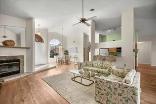 631 E Liberty St, Hernando, FL 34442 - Photo 17