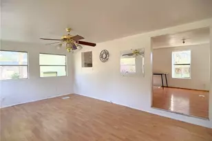 18274 SE 22nd Pl, Silver Springs, FL 34488 - Photo 5