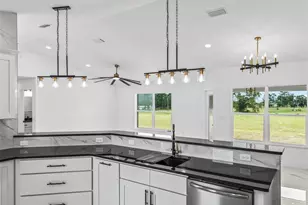 14461 SE 80th St, Morriston, FL 32668 - Photo 13