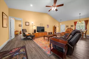 213 Grand Ave, Deland, FL 32720 - Photo 9
