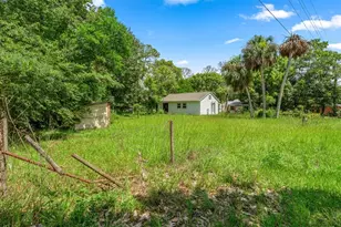 10085 Plum St, Hampton, FL 32044 - Photo 3