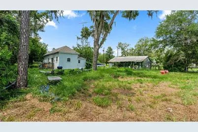 5698 Navarre Avenue, Hampton, FL 32044 - Photo 9