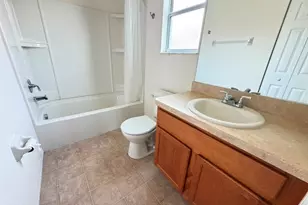 4921 NE 123rd Ln, Oxford, FL 34484 - Photo 15