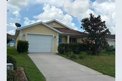 4921 NE 123rd Lane, Oxford, FL 34484 - Photo 1