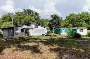 1930 NE 128th Pl, Anthony, FL 32617 - Photo 1