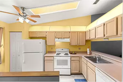 10483 SW 85th Court, Ocala, FL 34481 - Photo 3