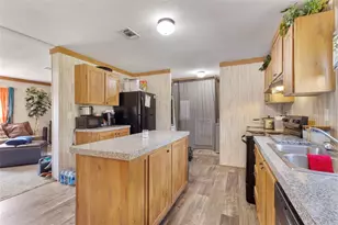 390 NE 137th Ave, Williston, FL 32696 - Photo 5