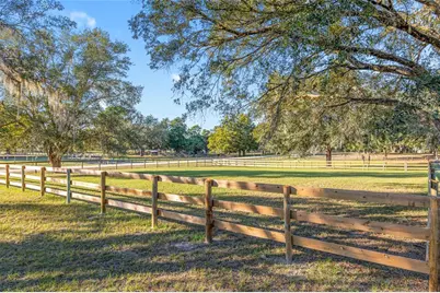 3291 SE 188th Terrace, Morriston, FL 32668 - Photo 9