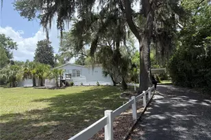 265 W McClendon St, Lady Lake, FL 32159 - Photo 1