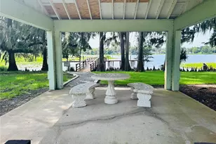 806 Windermere Blvd, Inverness, FL 34453 - Photo 9