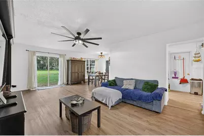 303 Oak Track Pass, Ocala, FL 34472 - Photo 9