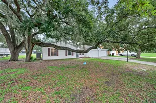 303 Oak Track Pass, Ocala, FL 34472 - Photo 35