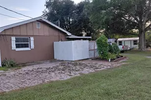 2260 SW Lois Ave, Arcadia, FL 34266 - Photo 9