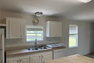 11949 SE Hwy 464, Ocklawaha, FL 32179 - Photo 15