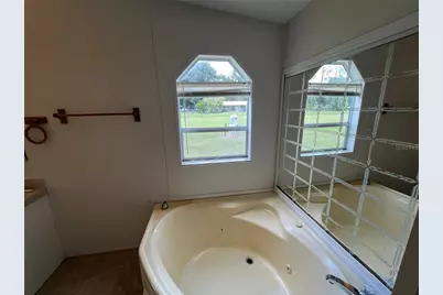 11949 SE Highway 464, Ocklawaha, FL 32179 - Photo 29