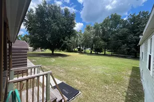 11949 SE Hwy 464, Ocklawaha, FL 32179 - Photo 7
