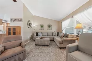 42 S J Kellner Blvd, Beverly Hills, FL 34465 - Photo 3