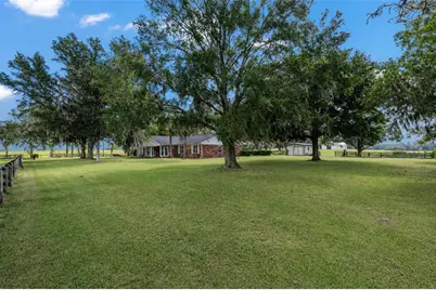 8544 NW 160th Avenue, Morriston, FL 32668 - Photo 9