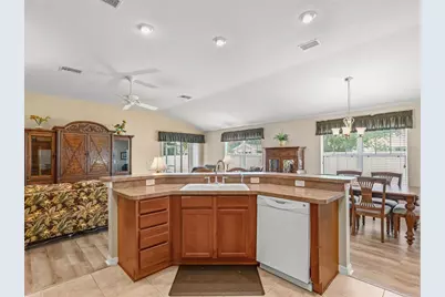 1134 Southern Sun Drive, The Villages, FL 32162 - Photo 15