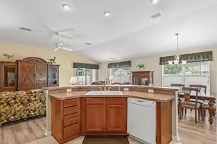 1134 Southern Sun Dr, The Villages, FL 32162 - Photo 15