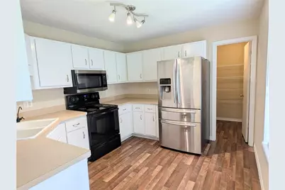 3243 NE 32nd Avenue, Ocala, FL 34479 - Photo 5