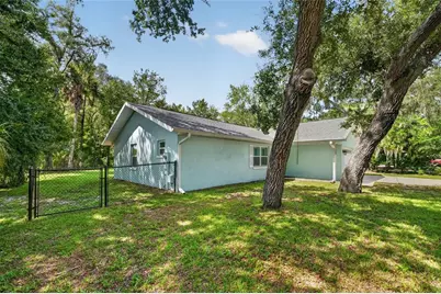 11108 W Thoreau Place, Crystal River, FL 34428 - Photo 7