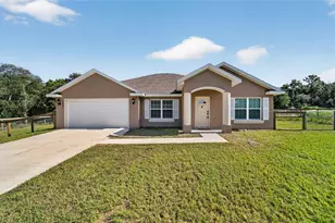22081 SW Pine Bluffs Rd, Dunnellon, FL 34431 - Photo 1