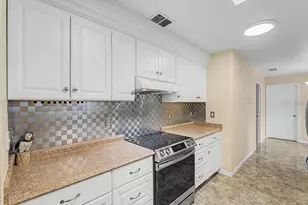 2392 SE 175 Ter Rd, Silver Springs, FL 34488 - Photo 3