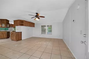 14085 SE 59th Ct, Summerfield, FL 34491 - Photo 7