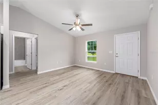 8304 SW 202nd Ave, Dunnellon, FL 34431 - Photo 5