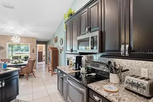 19950 SW 5th Pl, Dunnellon, FL 34431 - Photo 9