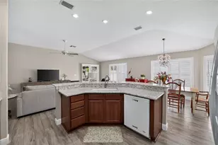 2408 Saffron Ln, The Villages, FL 32162 - Photo 9