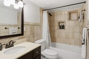 205 SE Monroe Cir N, Saint Petersburg, FL 33703 - Photo 19