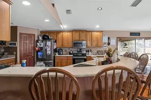 706 Murray Ln, Lady Lake, FL 32159 - Photo 7