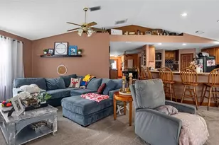 706 Murray Ln, Lady Lake, FL 32159 - Photo 5