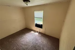 18225 SE 22nd Pl, Silver Springs, FL 34488 - Photo 15
